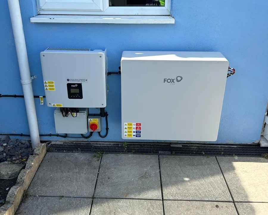 Home battery storage unit